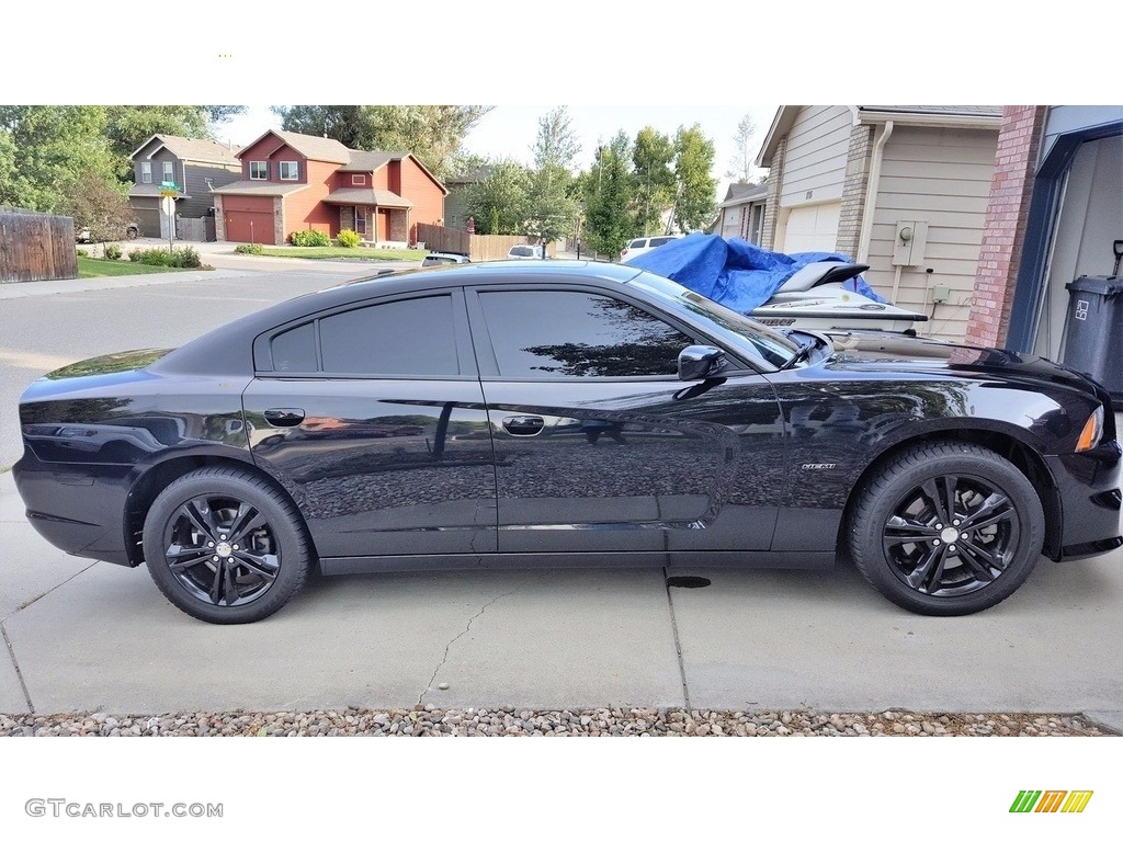 2013 Charger R/T AWD - Phantom Black Tri-Coat Pearl / Black/Red photo #7