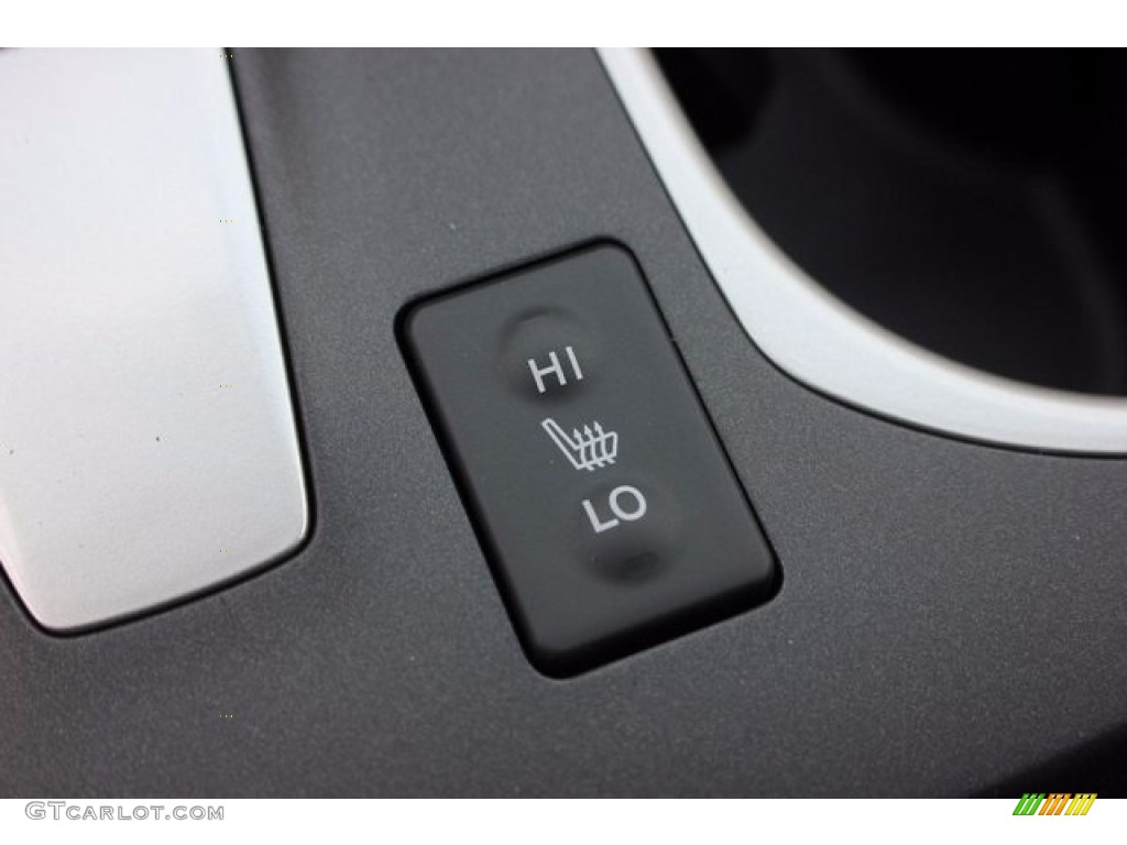 2017 Acura RDX AWD Controls Photo #116905166