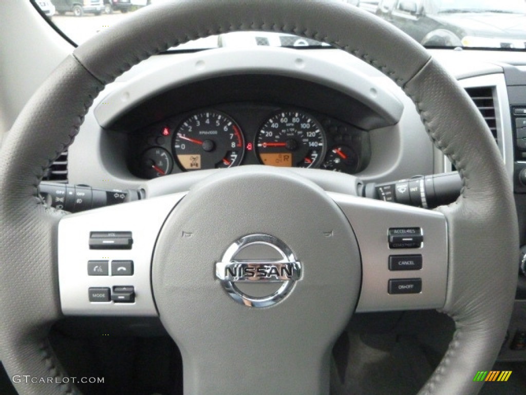 2017 Nissan Frontier SV Crew Cab 4x4 Graphite Steering Wheel Photo #116906042