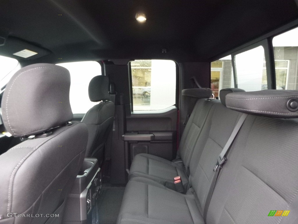2017 Ford F150 XLT SuperCab 4x4 Rear Seat Photo #116906051