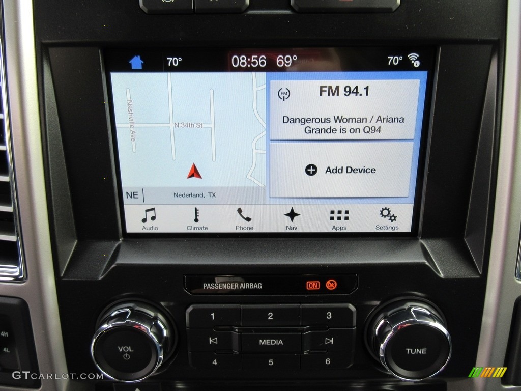 2017 Ford F250 Super Duty Lariat Crew Cab 4x4 Navigation Photo #116912597