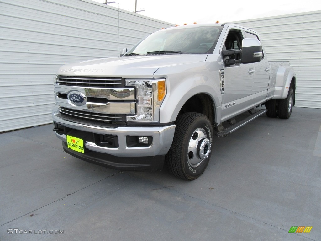 2017 F350 Super Duty Lariat Crew Cab 4x4 - Ingot Silver / Black photo #7