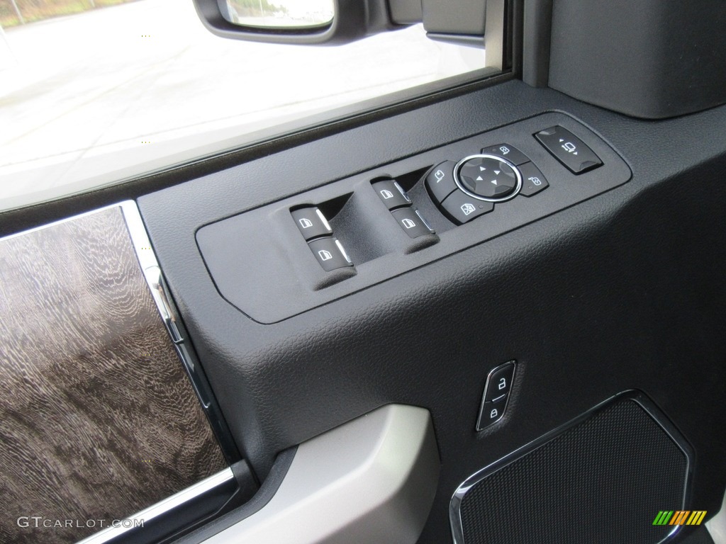 2017 Ford F350 Super Duty Lariat Crew Cab 4x4 Controls Photo #116913359
