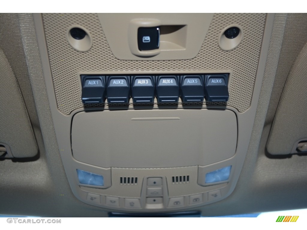 2017 Ford F250 Super Duty Lariat Crew Cab 4x4 Controls Photo #116914124