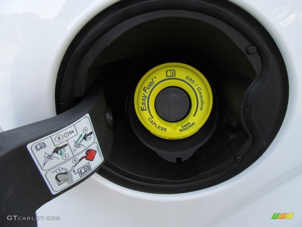 2016 F150 XL Regular Cab - Oxford White / Medium Earth Gray photo #14