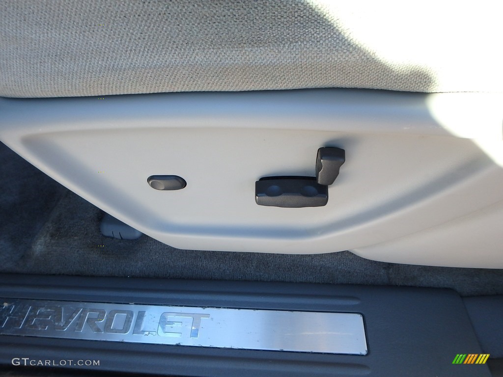 2006 TrailBlazer LS 4x4 - Graystone Metallic / Light Gray photo #25