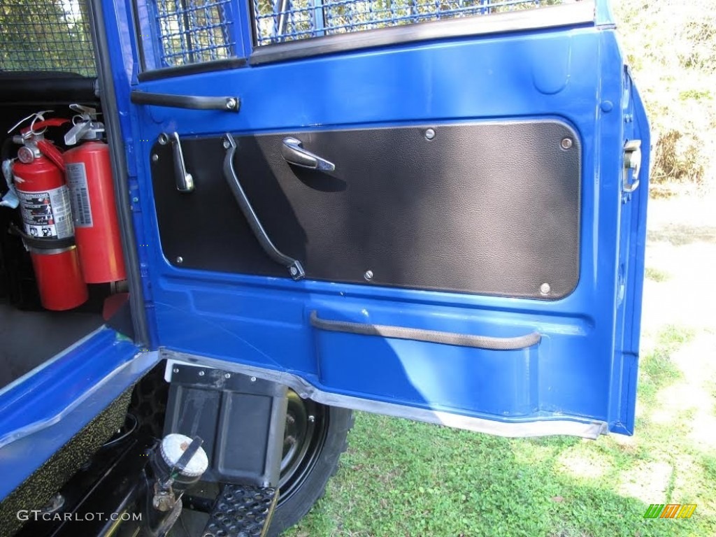1977 Unimog 416/U1100 Riot Recovery Vehicle - Blue / Black photo #27