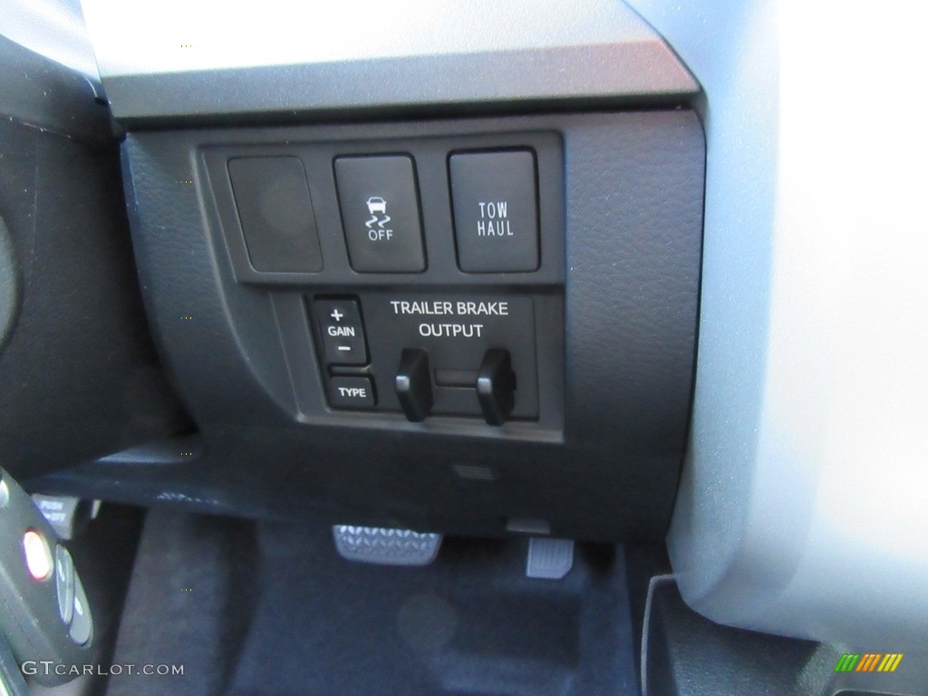 2017 Toyota Tundra SR5 TSS Off-Road CrewMax Controls Photo #116922230