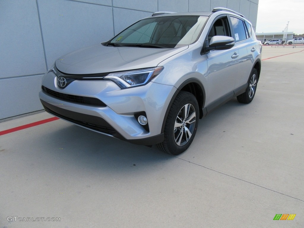 2017 RAV4 XLE - Silver Sky Metallic / Ash photo #7