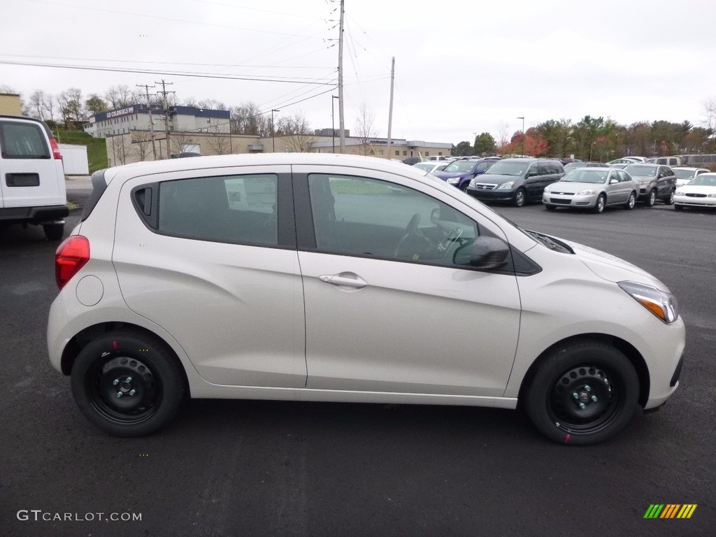 Toasted Marshmallow Metallic 2017 Chevrolet Spark LS Exterior Photo #116926514