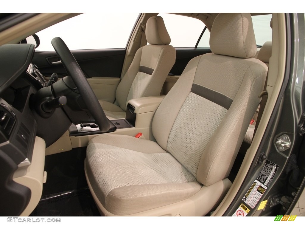 2014 Camry LE - Cypress Pearl / Ivory photo #6