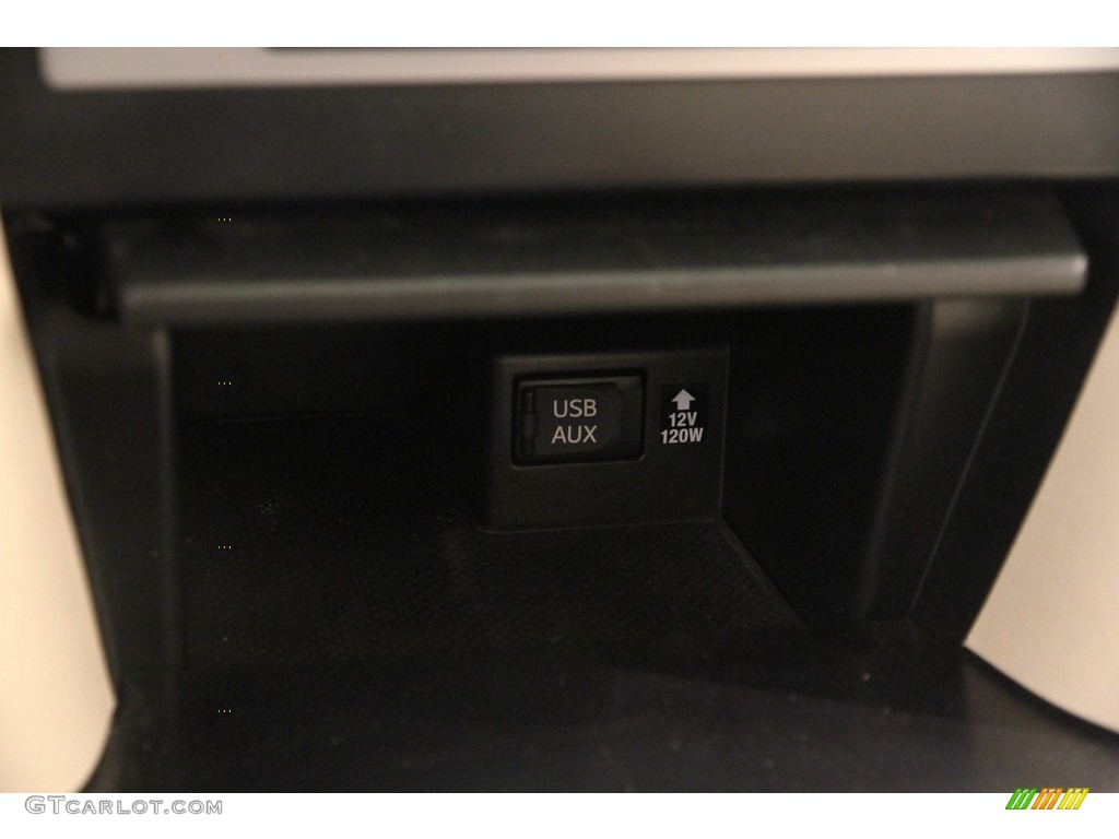 2014 Camry LE - Cypress Pearl / Ivory photo #10