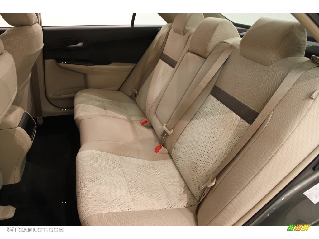 2014 Camry LE - Cypress Pearl / Ivory photo #15