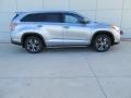 Silver Sky Metallic - Highlander XLE Photo No. 3