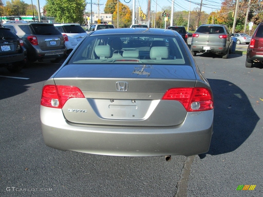 2006 Civic LX Sedan - Shoreline Mist Metallic / Gray photo #7