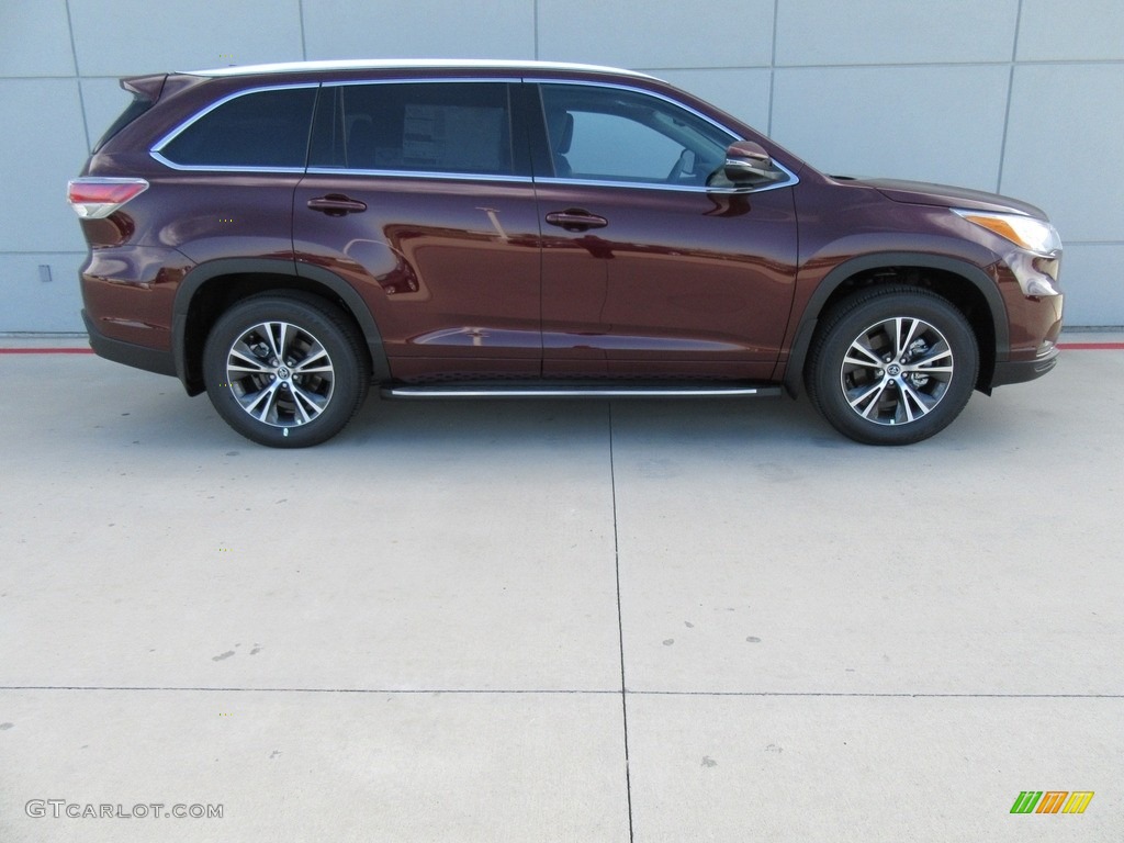 2016 Highlander XLE - Ooh La La Rouge Mica / Black photo #3