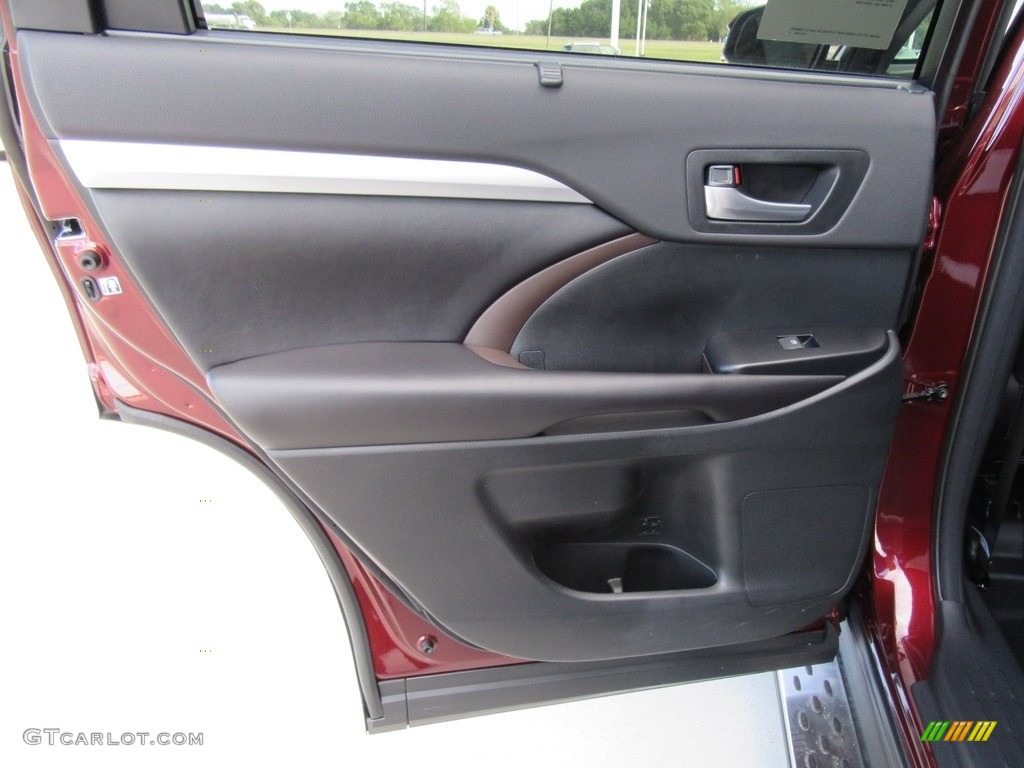 2016 Toyota Highlander XLE Black Door Panel Photo #116934704