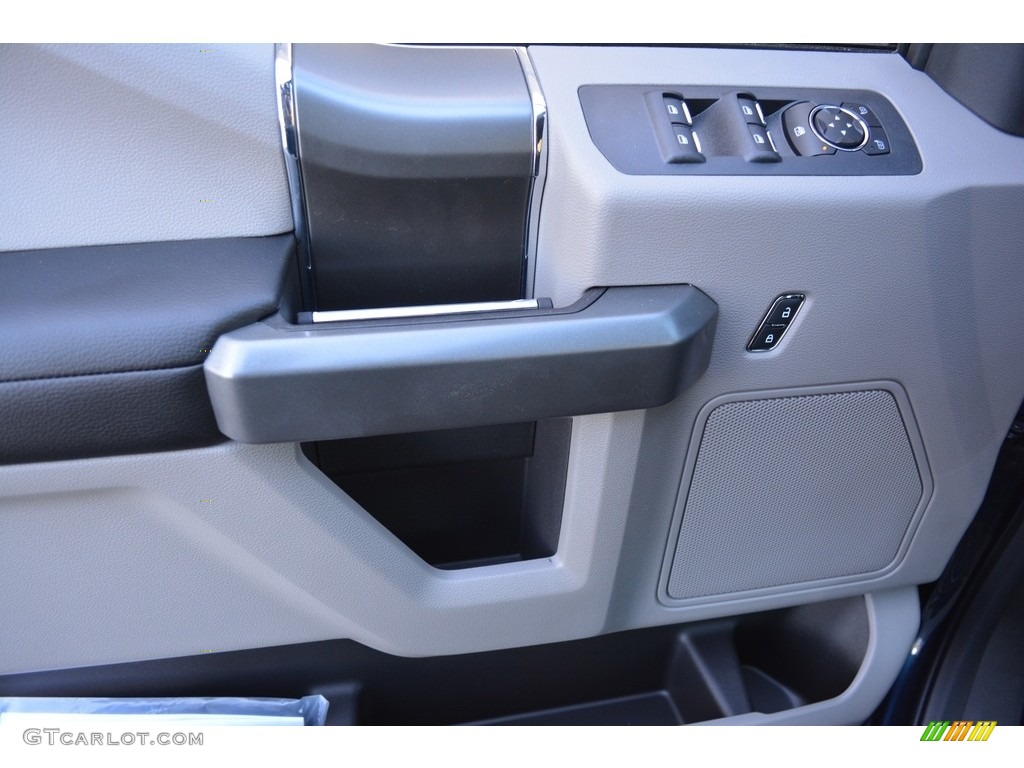 2016 F150 XLT SuperCrew - Blue Jeans / Medium Earth Gray photo #7