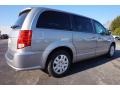 2017 Billet Metallic Dodge Grand Caravan SE  photo #3