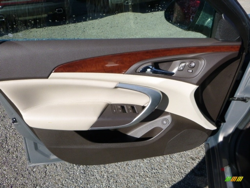 2017 Buick Regal AWD Door Panel Photos