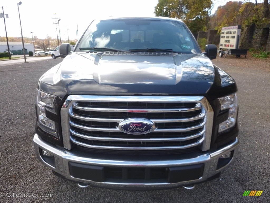 2017 F150 XLT SuperCrew 4x4 - Shadow Black / Earth Gray photo #7