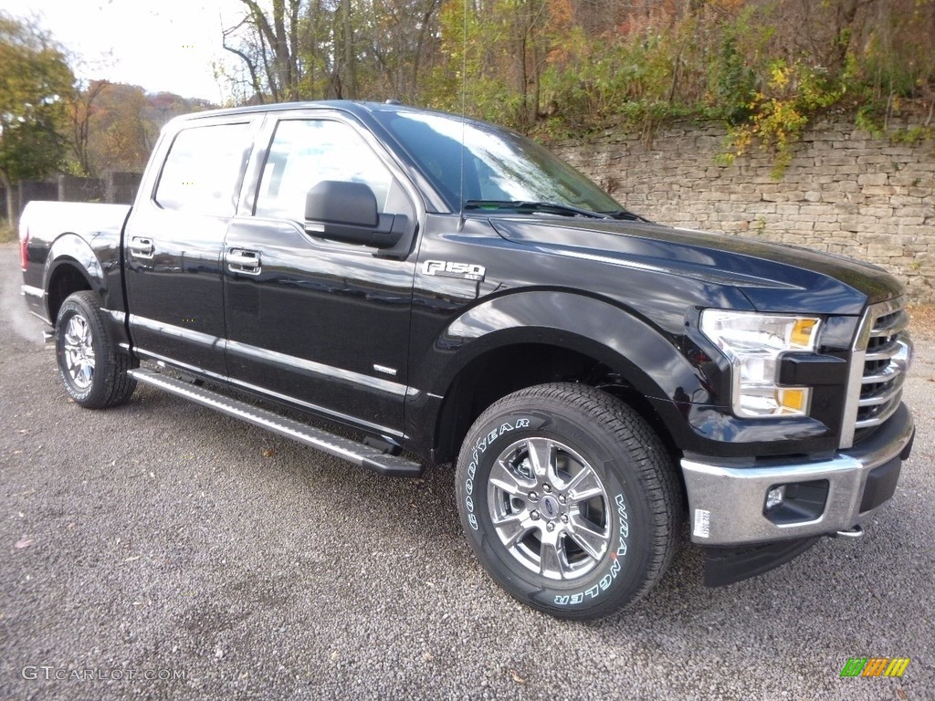 2017 F150 XLT SuperCrew 4x4 - Shadow Black / Earth Gray photo #8