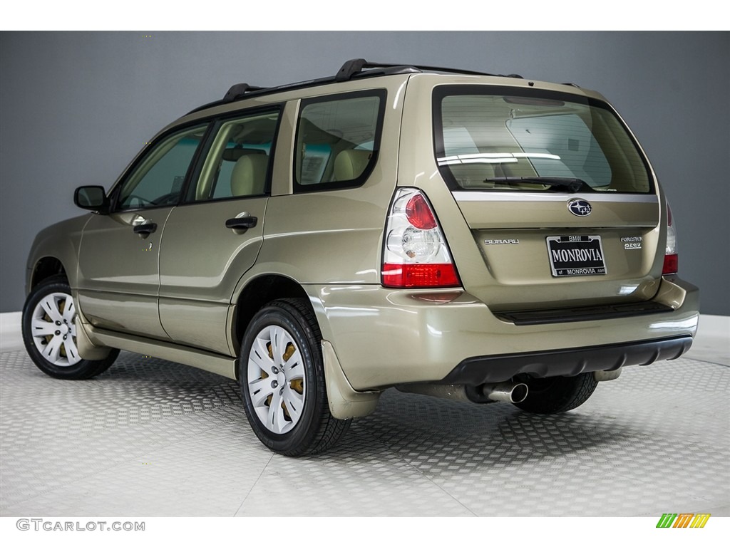 2008 Forester 2.5 X - Topaz Gold Metallic / Anthracite Black photo #10