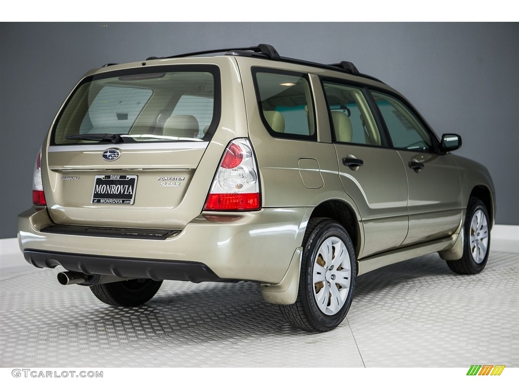 2008 Forester 2.5 X - Topaz Gold Metallic / Anthracite Black photo #13