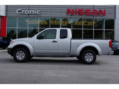 2009 Nissan Frontier XE King Cab Data, Info and Specs