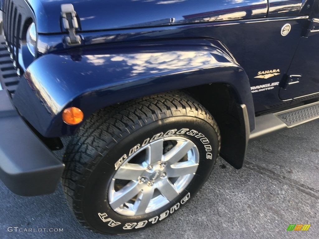 2013 Wrangler Unlimited Sahara 4x4 - True Blue Pearl / Black/Dark Saddle photo #33
