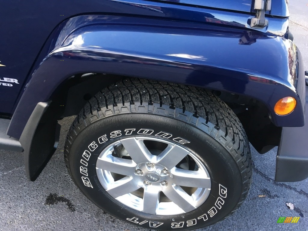 2013 Wrangler Unlimited Sahara 4x4 - True Blue Pearl / Black/Dark Saddle photo #34