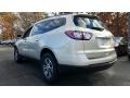 Champagne Silver Metallic - Traverse LT Photo No. 4