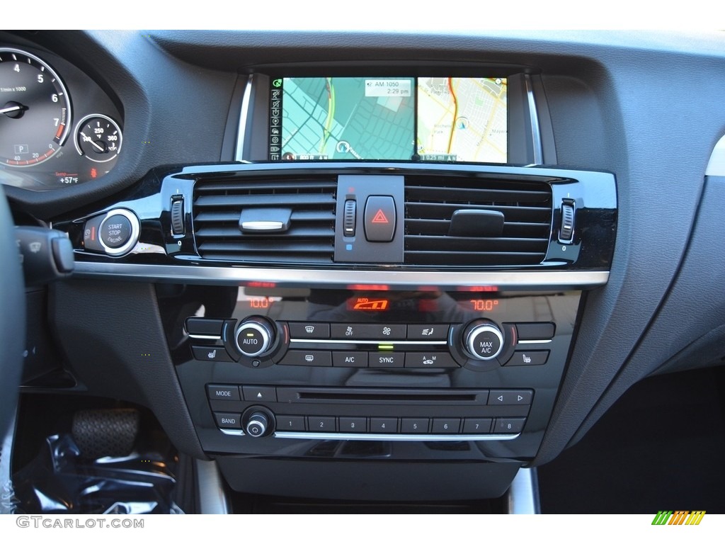 2016 BMW X4 xDrive35i Controls Photo #116953306
