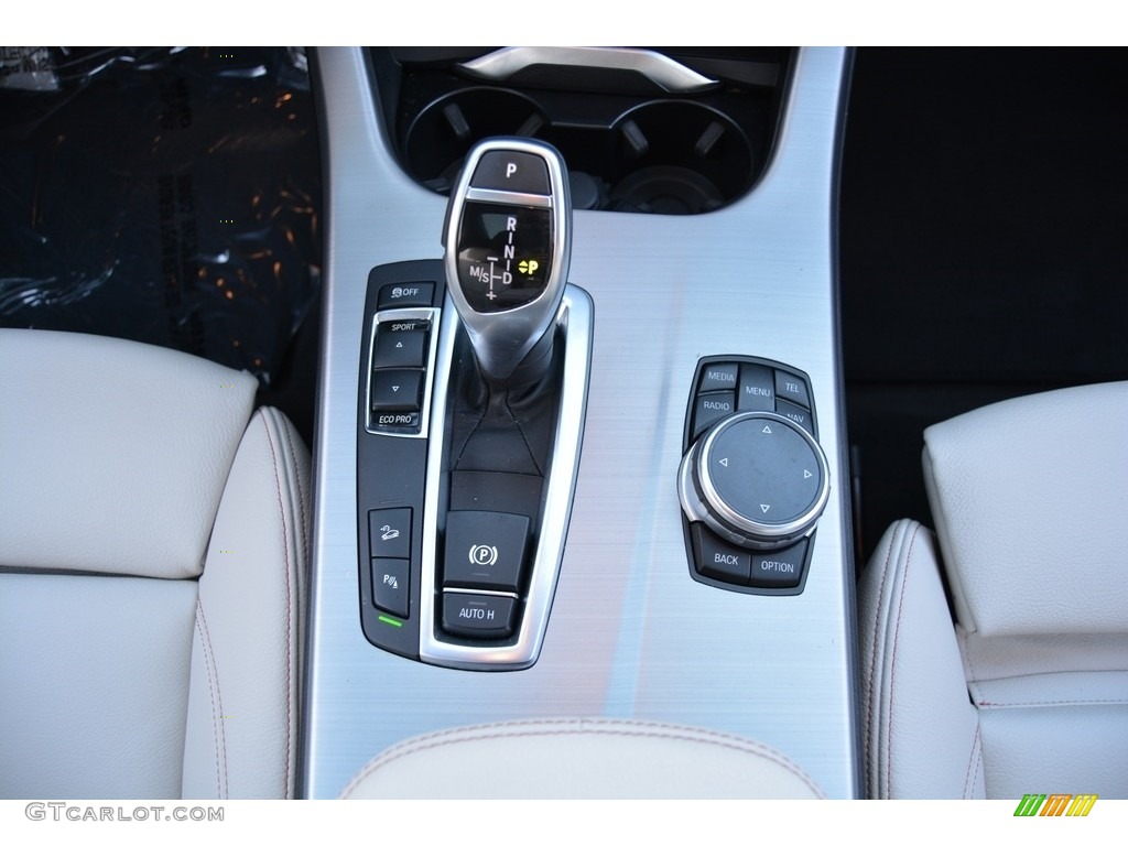 2016 BMW X4 xDrive35i Transmission Photos