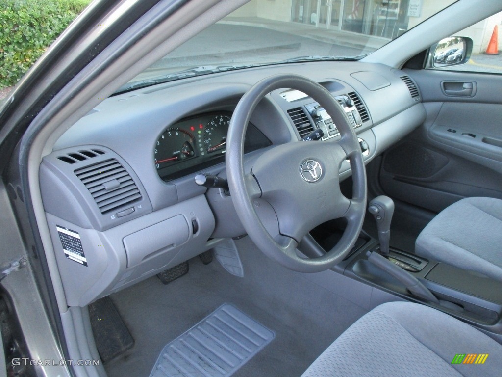 2003 Camry LE - Aspen Green Pearl / Stone photo #11