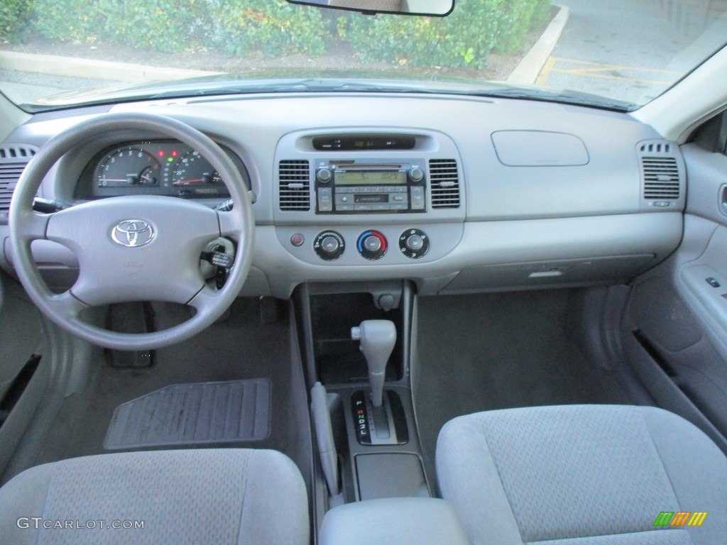2003 Camry LE - Aspen Green Pearl / Stone photo #29