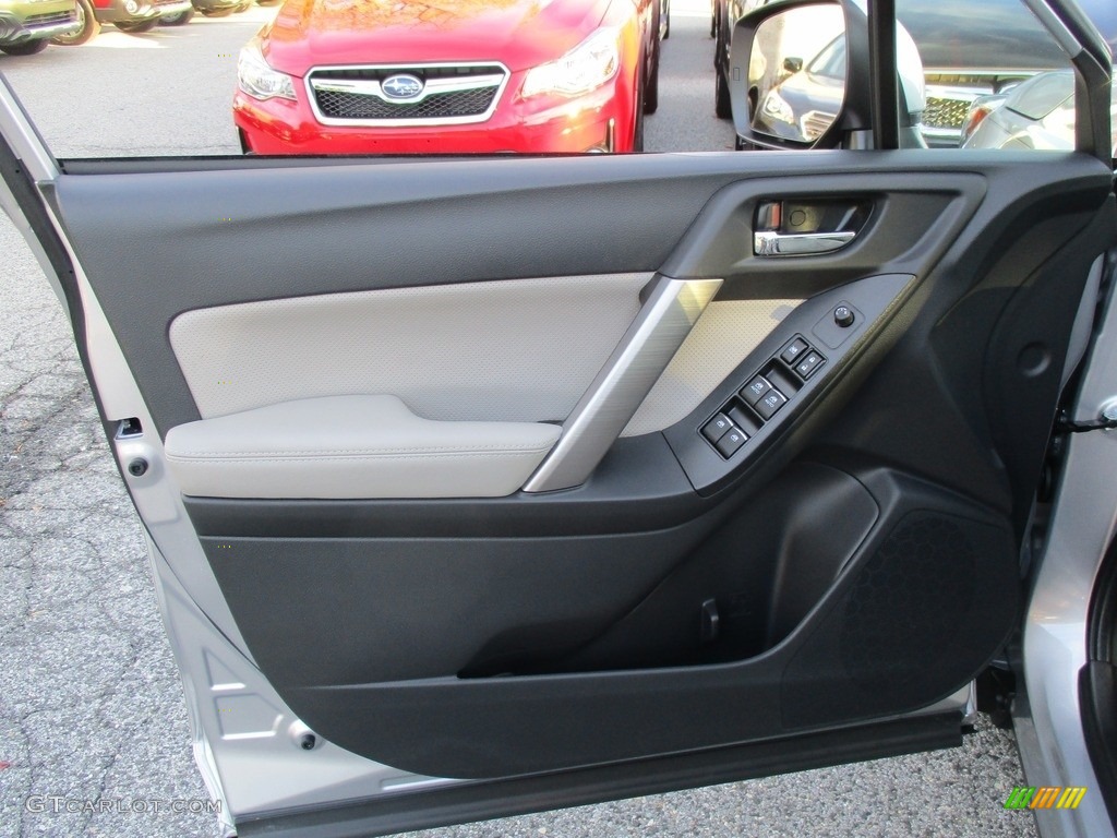 2017 Subaru Forester 2.5i Limited Gray Door Panel Photo #116961910