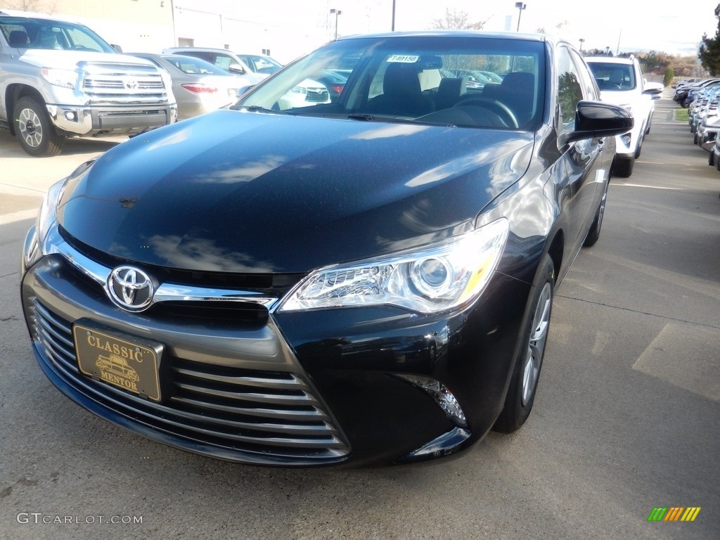 2017 Camry LE - Midnight Black Metallic / Black photo #1