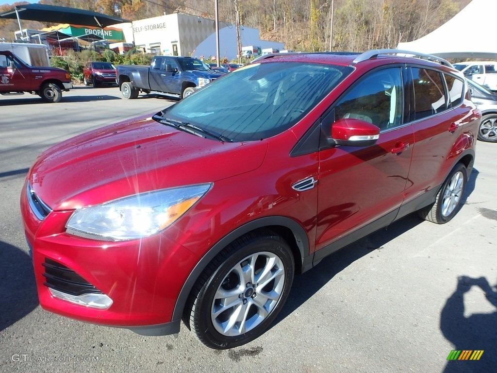 2016 Escape Titanium 4WD - Ruby Red Metallic / Charcoal Black photo #7