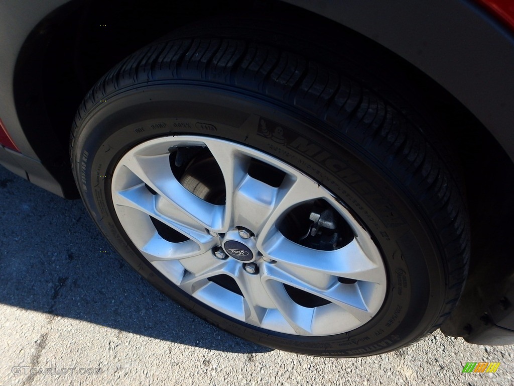 2016 Escape Titanium 4WD - Ruby Red Metallic / Charcoal Black photo #10