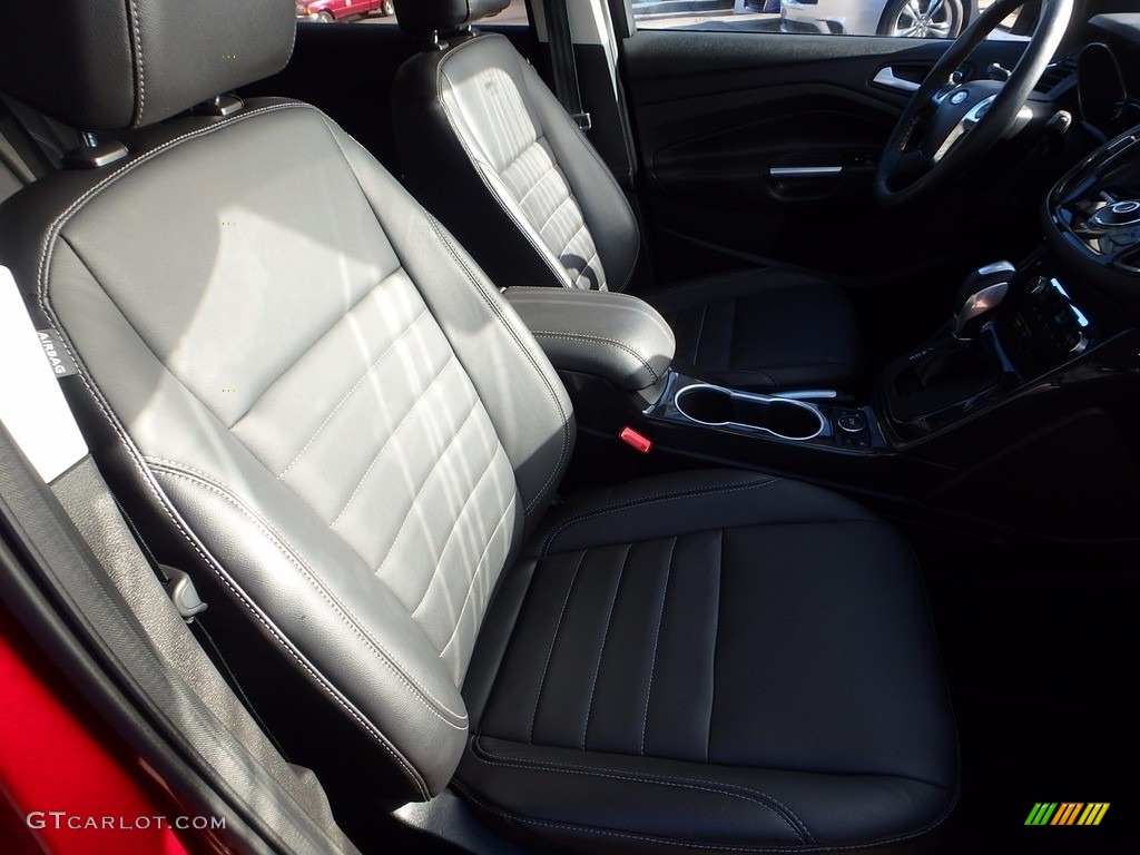 2016 Escape Titanium 4WD - Ruby Red Metallic / Charcoal Black photo #11