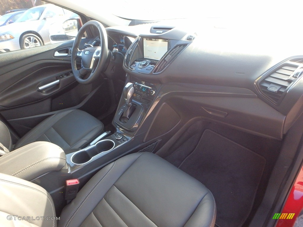 2016 Escape Titanium 4WD - Ruby Red Metallic / Charcoal Black photo #12
