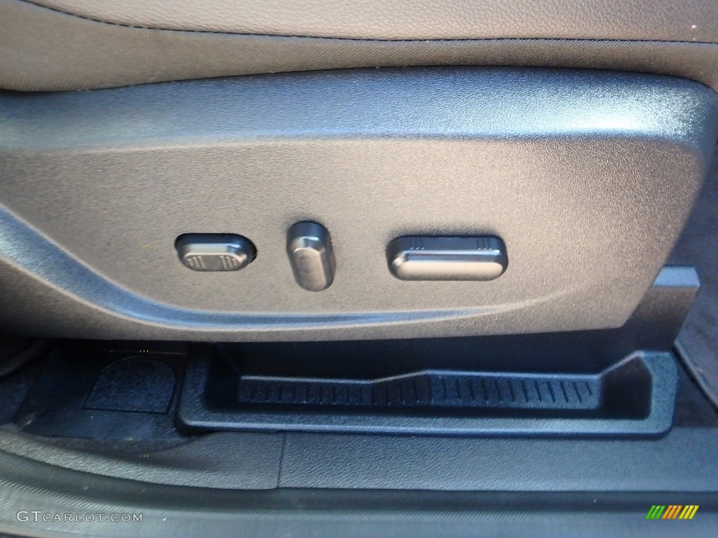 2016 Escape Titanium 4WD - Ruby Red Metallic / Charcoal Black photo #14