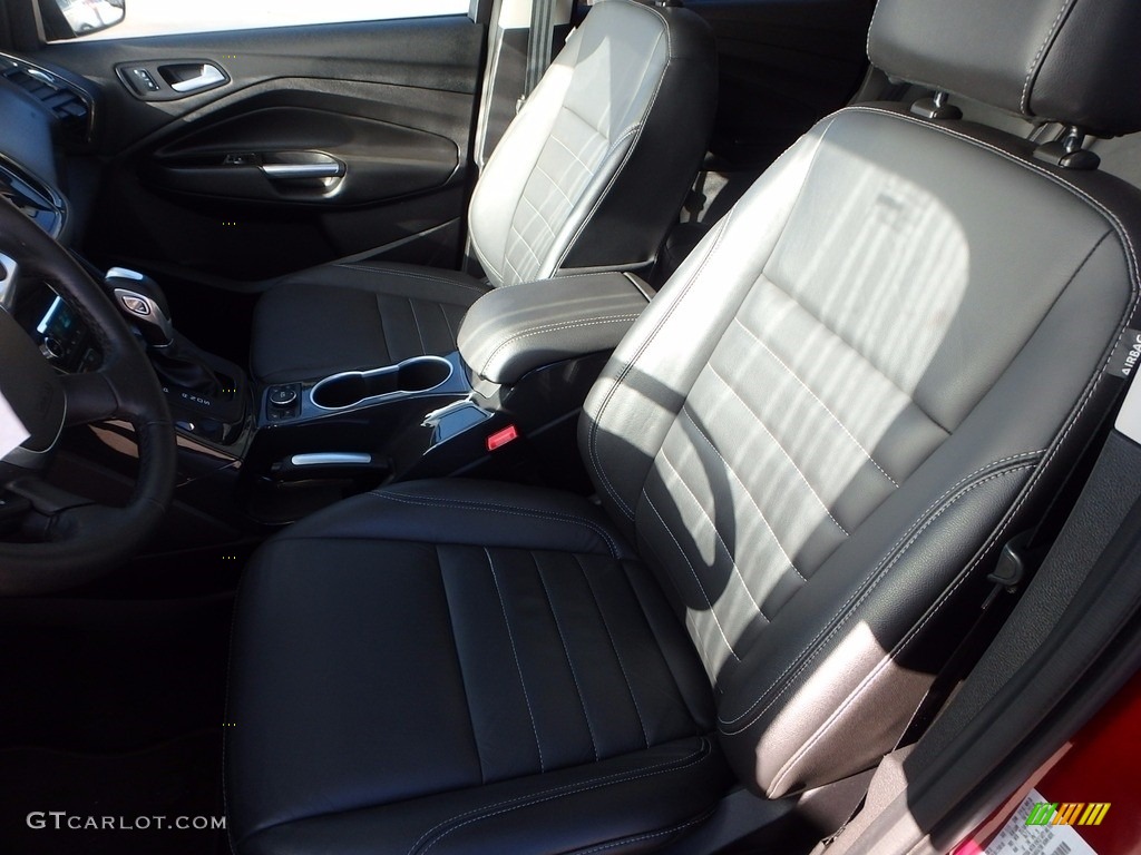 2016 Escape Titanium 4WD - Ruby Red Metallic / Charcoal Black photo #16