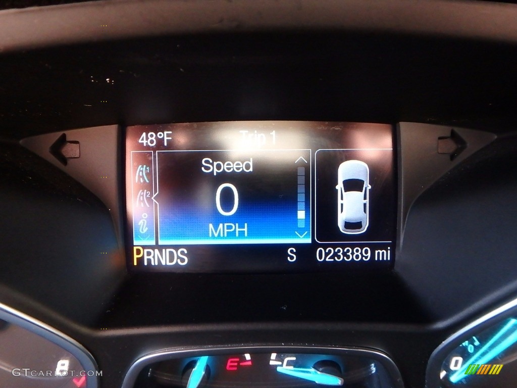 2016 Escape Titanium 4WD - Ruby Red Metallic / Charcoal Black photo #24