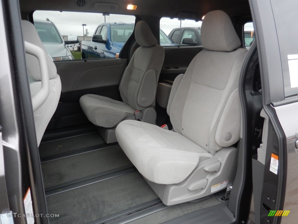2017 Toyota Sienna LE AWD Rear Seat Photo #116965579
