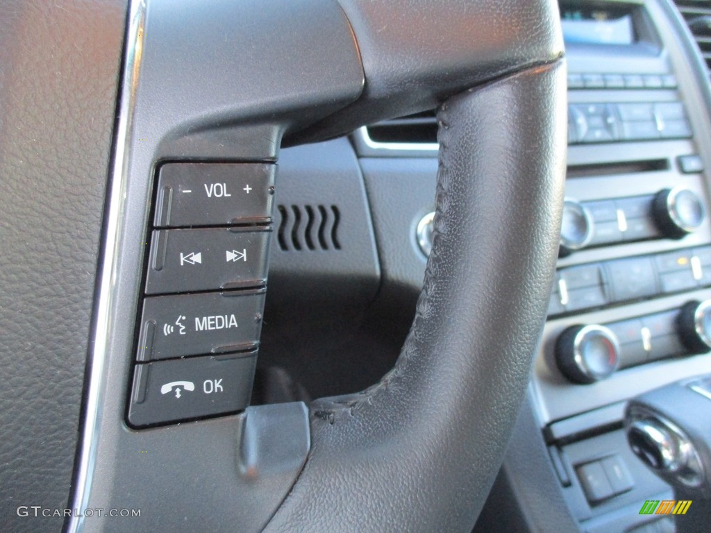 2011 Taurus SEL AWD - Red Candy / Charcoal Black photo #37