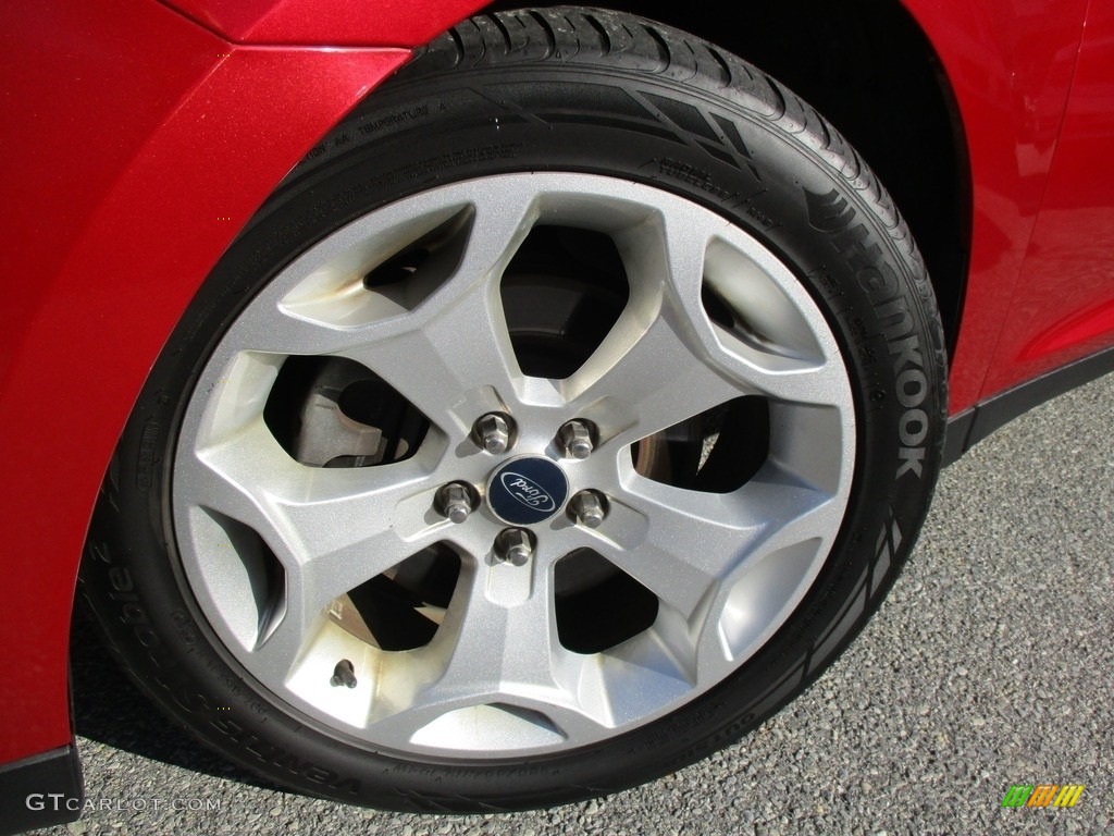 2011 Taurus SEL AWD - Red Candy / Charcoal Black photo #48