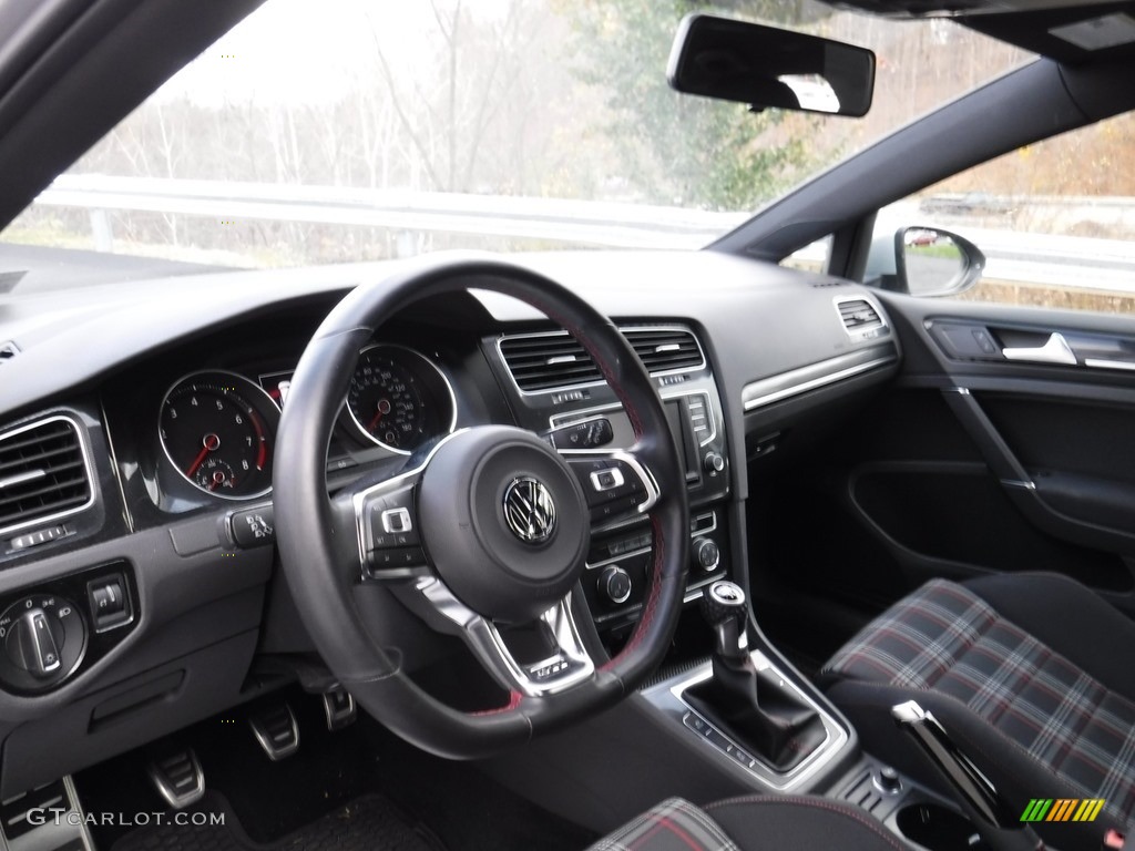 2016 Volkswagen Golf GTI 4 Door 2.0T S Titan Black Dashboard Photo #116970682