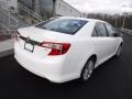 Super White - Camry XLE Photo No. 10